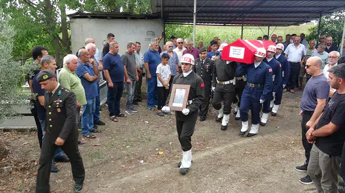 Hakkari'de hayatını kaybeden uzman çavuşun cenazesi defnedildi