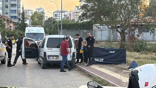 Adana'da silahlı kavgada baba ve oğul öldü, anne yaralandı