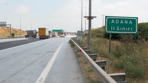 Bakan Uraloğlu, Adana’da haberleşme altyapısında olumsuzluk olmadığını bildirdi