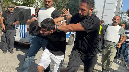 Polise el bombası ve tabancayla direnen firari hükümlü yakalandı