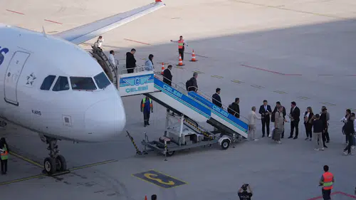 Malatya Havalimanı'nın yeni terminali ilk yolcularını ağırladı