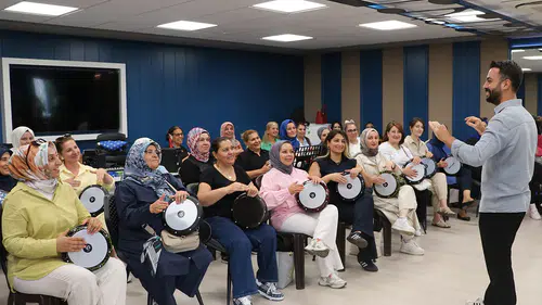 Gaziantepli kadınlar darbukayla hayatın ritmini değiştiriyor