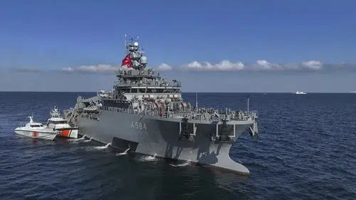 Silivri açıklarında batan geminin bulunduğu bölgede çalışmalar sürüyor