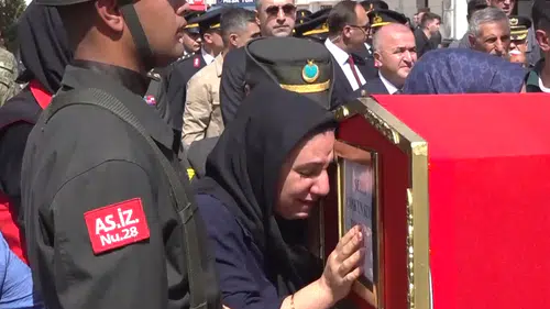 Şehit Uzman Çavuş Coşkun Sevim son yolculuğuna uğurlandı