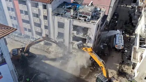 Sakarya'da 718 bağımsız bölümde mahalle bazlı kentsel dönüşüm başladı