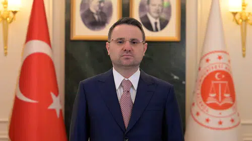 Bakan Gürlek: “Vatandaşımızın hukukuna sahip çıkıyoruz”