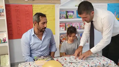 Köy okulunda sadece 1 öğrenciyle uyum haftası başladı