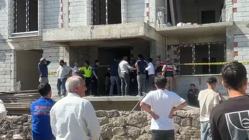 Erzurum'da inşaattan düşen işçi olay yerinde can verdi