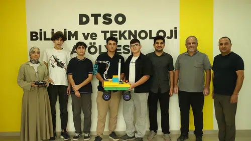 Hatay'da lise öğrencileri TEKNOFEST'te birincilik hedefliyor