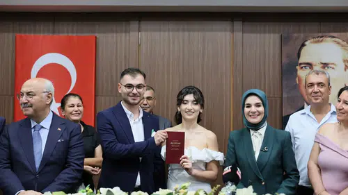 Evlilik yolundaki 222 bin gence sıfır faizli kredi desteği