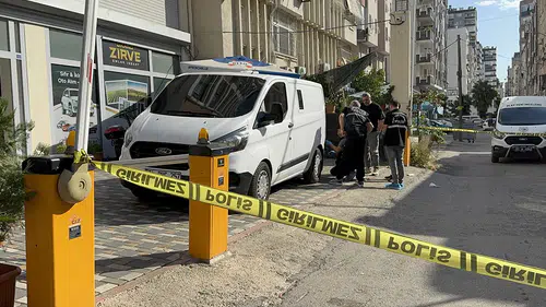 Adana'da silahlı saldırıya uğrayan esnaf yaşamını yitirdi