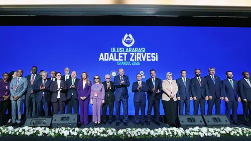 Adalet Bakanı Gürlek’ten dünyaya küresel adalet çağrısı!