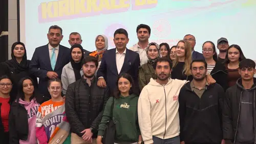 Bakan Yardımcısı Boyraz, üniversite öğrencileriyle bir araya geldi
