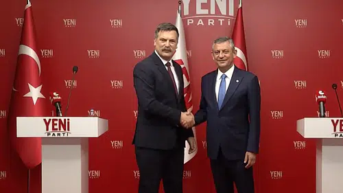 Yeni Parti Genel Başkanı Özel, TİP Genel Başkanı Baş ile görüştü