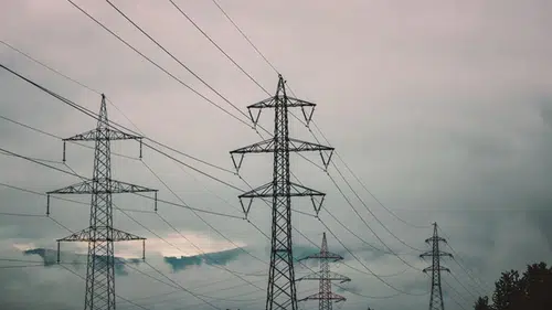 Elektrik iletim ve dağıtım altyapısına 80 milyar dolar yatırım