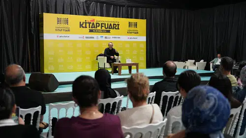 Kitap Fuarı’nda Hakan Türkçapar’dan psikolojik sağlık söyleşisi