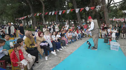 Kahramanmaraş Kalesi, çocuklara ev sahipliği yapıyor