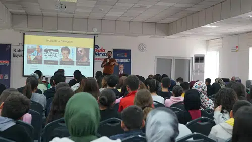 Kahramanmaraş’ta gençlere sınav sürecinde motivasyon desteği