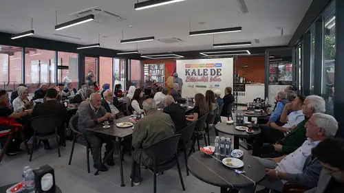 Kahramanmaraş’ta yaşlılara sazlı sözlü kale eğlencesi