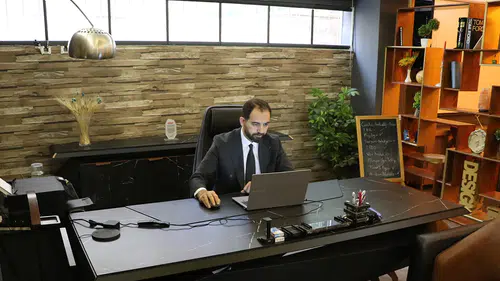 Stajyer olarak girdiği ticaret odasında meslektaşlarını temsil ediyor