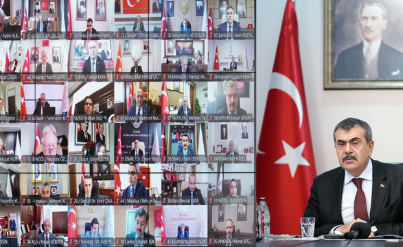 Bakan Tekin, Kahramanmaraş İl Milli Eğitim Müdürü Burdur’dan bilgi aldı