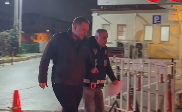 Belediyeye düzenlenen rüşvet operasyonda 18 şüpheli gözaltına alındı