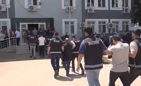 Halfeti Belediyesine yönelik operasyonlarda 46 şüpheli adliyede