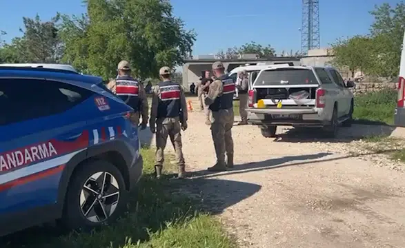 İki grup arasında çıkan silahlı kavgada 3 kişi öldü