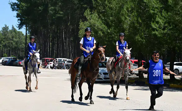 Uluslararası ve Ulusal Atlı Dayanıklılık Yarışmaları, Antalya'da başladı
