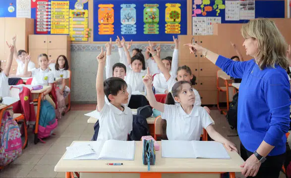 Öğretmenlerin iller arası isteğe bağlı yer değiştirme duyurusu yayımlandı