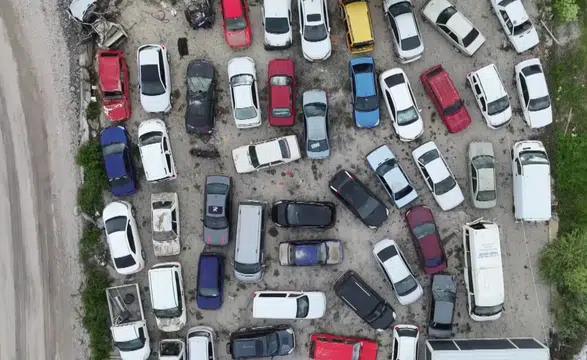 Selden zarar gören araçlar, hasar tespitin ardından kaldırıldı