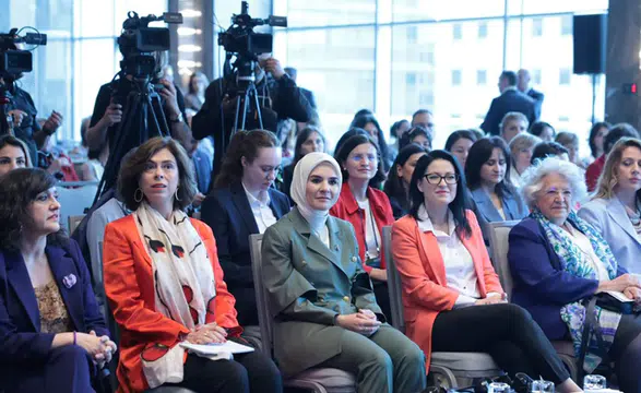 Bakan Göktaş, BM Avrupa ve Asya Bakım Forumu'na katıldı