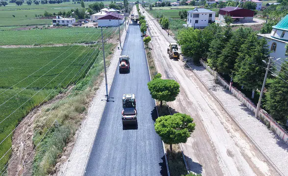 Elbistan İğde’de ulaşım atağı! Yürüyüş yolu tamam, asfalt başladı