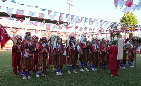 Kahramanmaraş’ta Yaz Spor Okulları coşkulu törenle kapılarını açtı