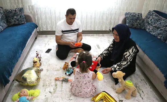 Koruyucu aile olduktan sonra evleri çocuk sesiyle şenlendi