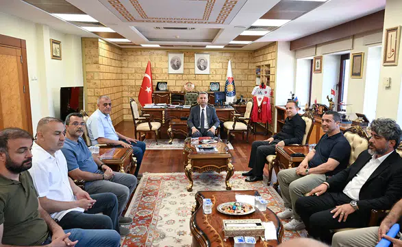 KSÜ'de Öğretmen Ayla Kara ve öğrenciler için anlamlı buluşma