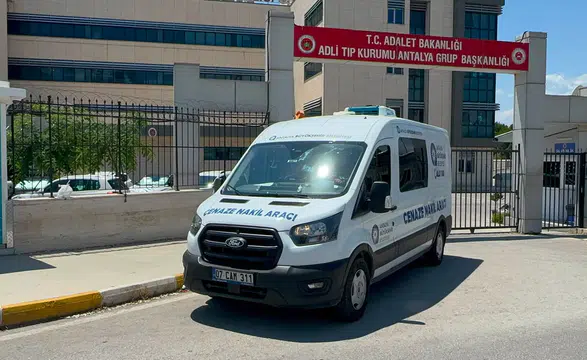 Bariyere çarpan motosikletin sürücüsü hayatını kaybetti