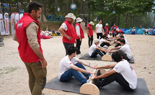 Pusula Maraş Yaz Kampları Geleneksel Türk Oyunları ile başladı