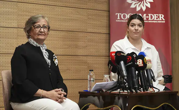 6 Şubat depreminde ampute edilen anne biyonik koluna kavuştu