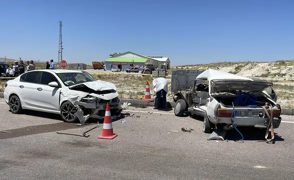 Kayseri'de iki otomobilin çarpıştığı kazada 1 kişi öldü