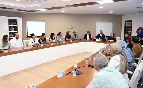 KSÜ’de tekstil ve moda alanında iş birliği toplantısı