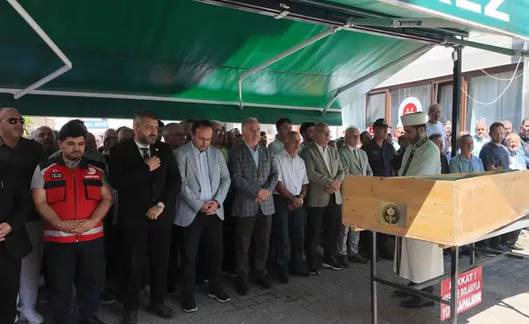 Sele kapılarak hayatını kaybeden öğretmenin cenazesi toprağa verildi