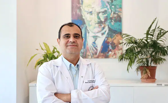 İdrar rengindeki koyulaşma susuzluk belirtisi olabilir