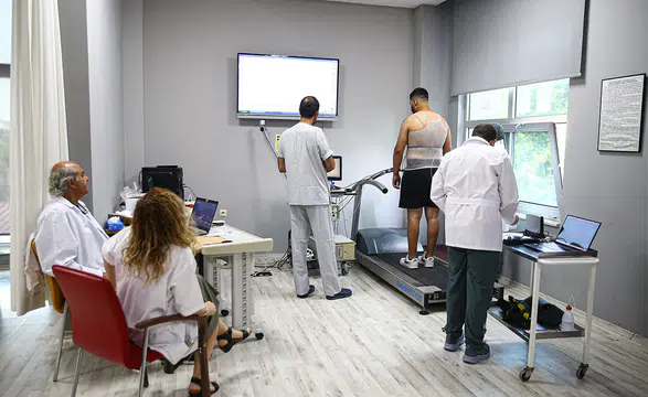 Futbolda su molası uygulamasının Adana'daki temelleri 20 yıl önce atıldı