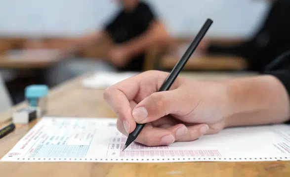 YÖK Başkanı Özvar'dan üniversiteye yerleşen öğrencilere çağrı