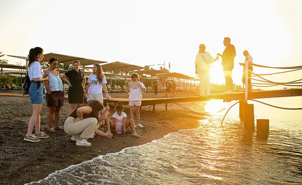 25 bine yakın caretta caretta yavrusu denizle buluşturuldu