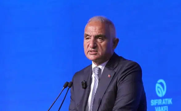 Bakan Ersoy, “Son 24 yılda Antalya'ya 19,2 milyar lira yatırım yaptık”