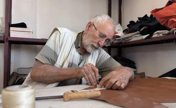 El işçiliğiyle 20 metrekarelik atölyeden dünya pazarına