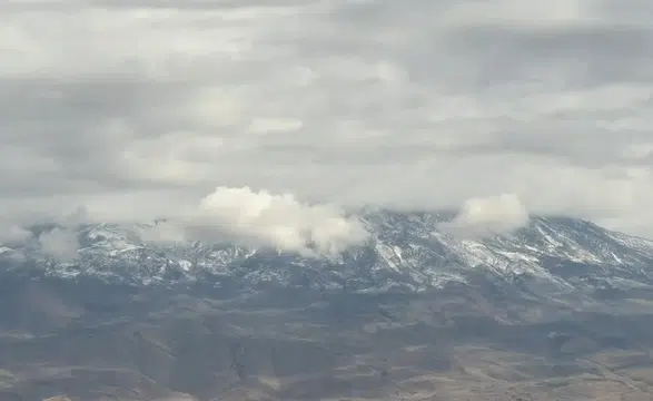 Ağrı Dağı'na mevsimin ilk karı yağdı !