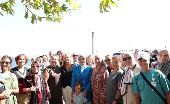 Bakan Göktaş, Ekinlik Adası’nda KALBEN Çocuk Köyü’nü ziyaret etti
